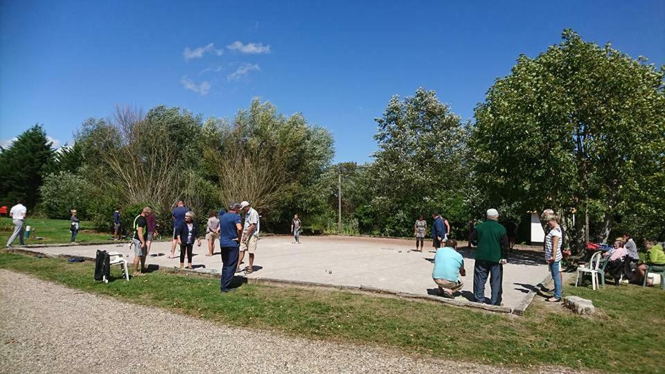 Camping La Garenne De Moncourt ルー エクステリア 写真