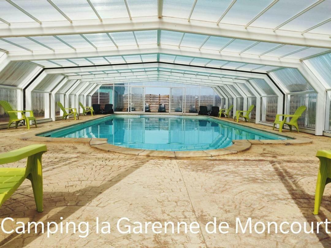 Camping La Garenne De Moncourt ルー エクステリア 写真